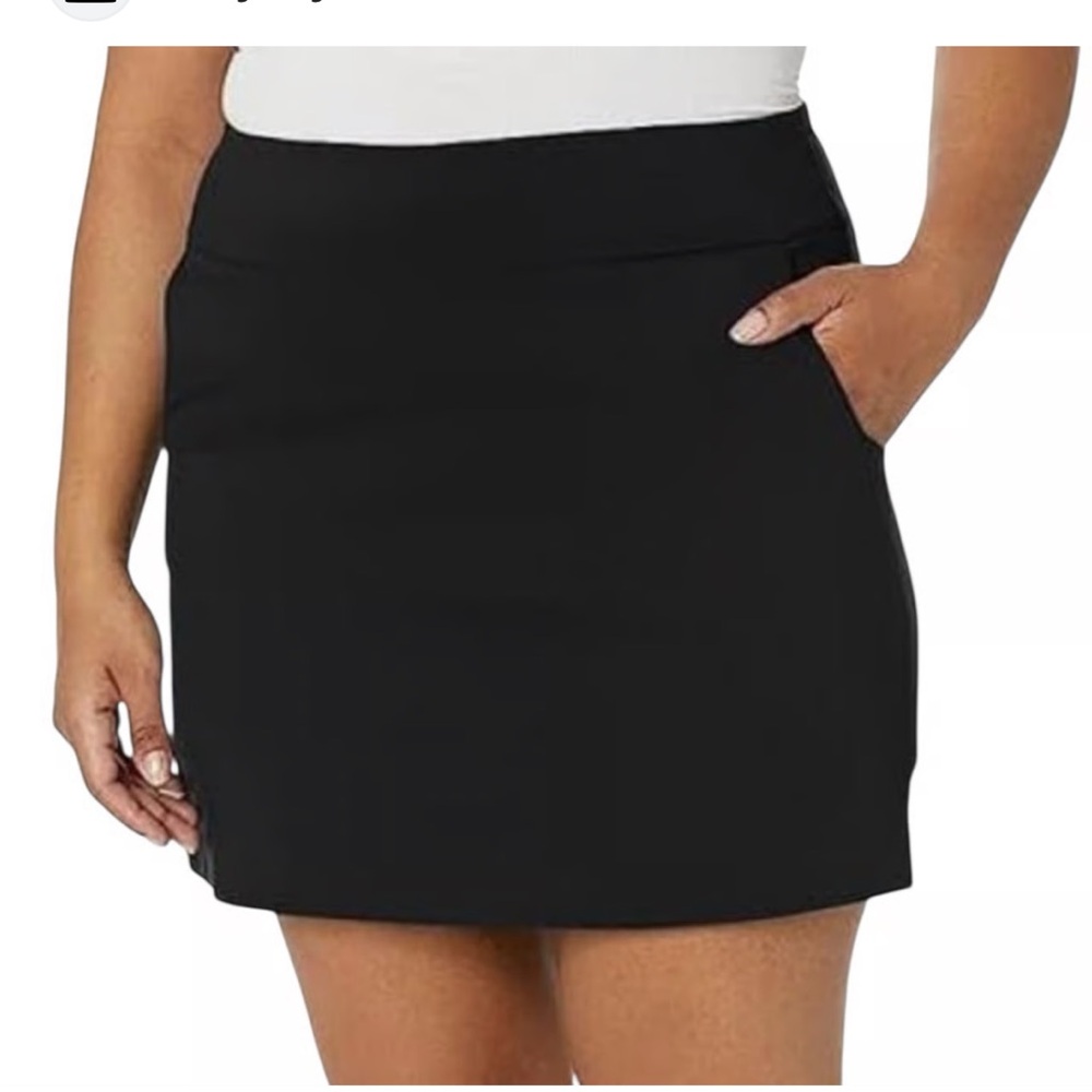 Zac & Rachel Woman pull on dressβ skort. NWT. Retail 55